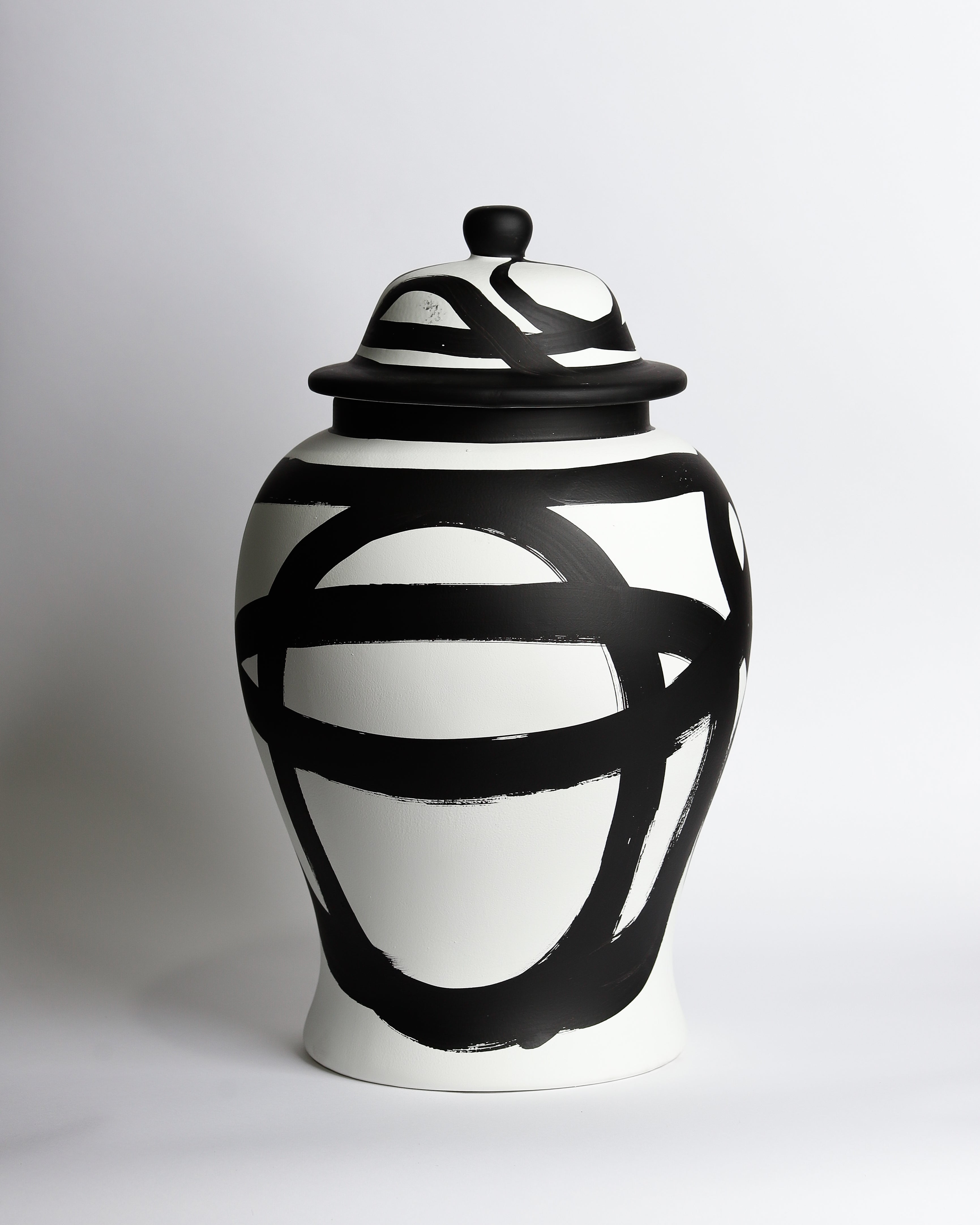 Black & White Large Ginger Jar
